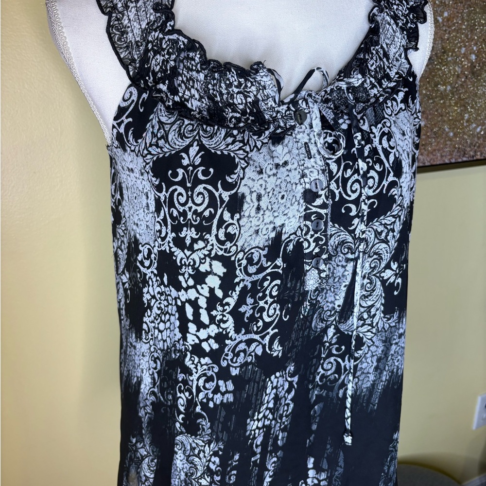 Bwear Monochrome Patterned Top